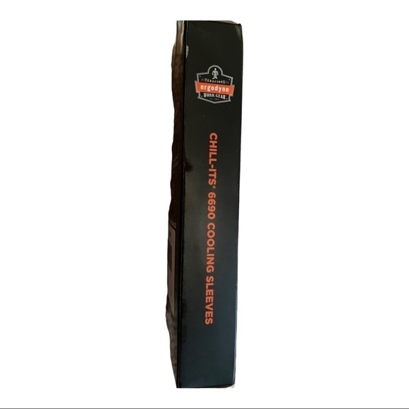 ERGODYNE Chill-Its 6690 Cooling Arm Sleeves 1 pair in black - Picture 3 of 5